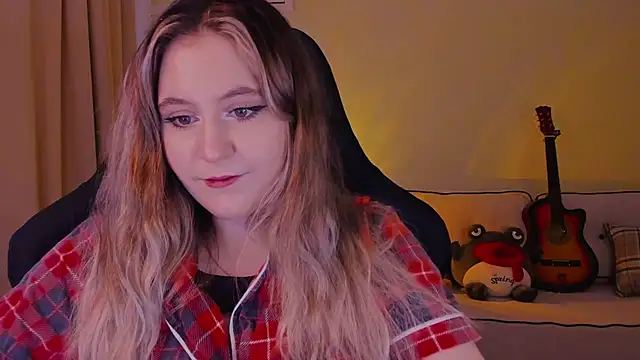 Snapshot of Diana_Flower chatting on 12.09.24 Diana Flower online show from 12.09.24