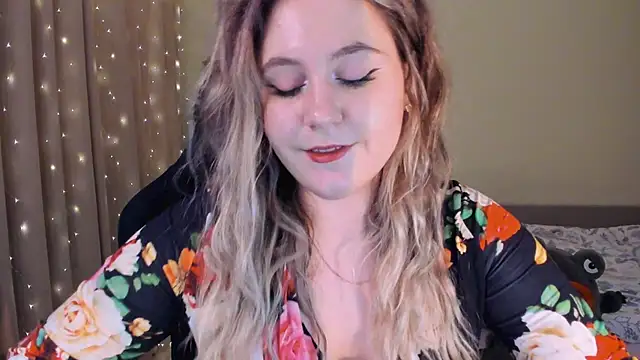 Snapshot of Diana_Flower chatting on 01.11.25 Diana Flower online show from 01.11.25