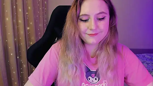 Snapshot of Diana_Flower chatting on 01.15.25 Diana Flower online show from 01.15.25