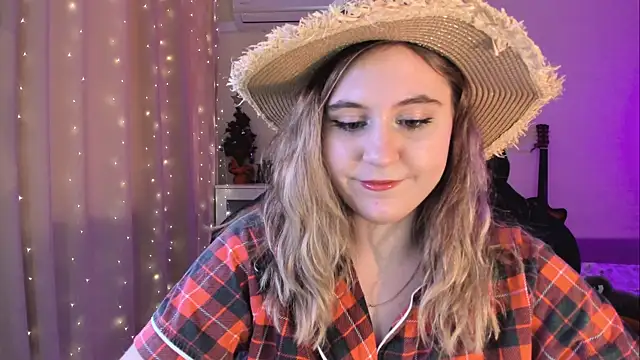 Snapshot of Diana_Flower chatting on 02.14.25 Diana Flower online show from 02.14.25