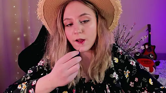 Snapshot of Diana_Flower chatting on 03.01.25 Diana Flower online show from 03.01.25