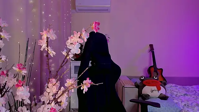 Snapshot of Diana_Flower chatting on 03.21.25 Diana Flower online show from 03.21.25