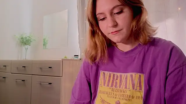 Snapshot of Diana_Flower chatting on 09.26.25 Diana Flower online show from 09.26.25