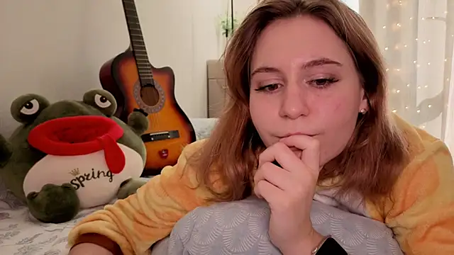 Snapshot of Diana_Flower chatting on 10.01.25 Diana Flower online show from 10.01.25