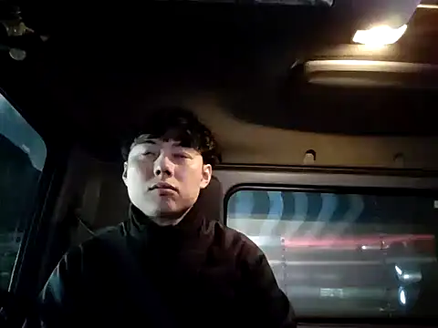 whitebriefboy online show from 01.29.25