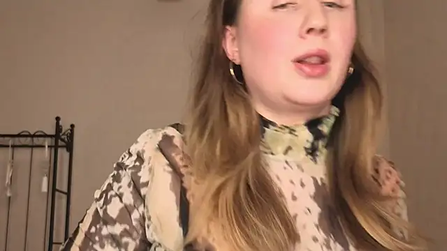 Helens love online show from 03.18.26