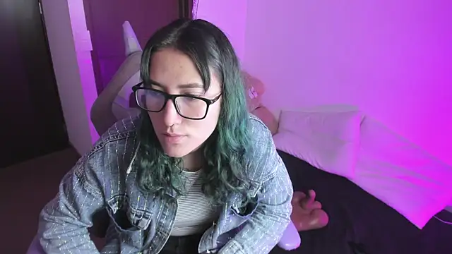 hitomi arata online show from 02.06.25