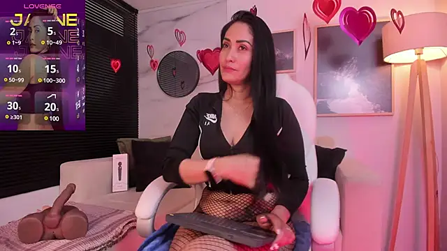 Snapshot of Janne_lee chatting on 02.08.25 Janne lee online show from 02.08.25