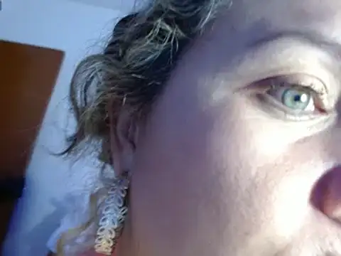 helenca43 online show from 02.17.25