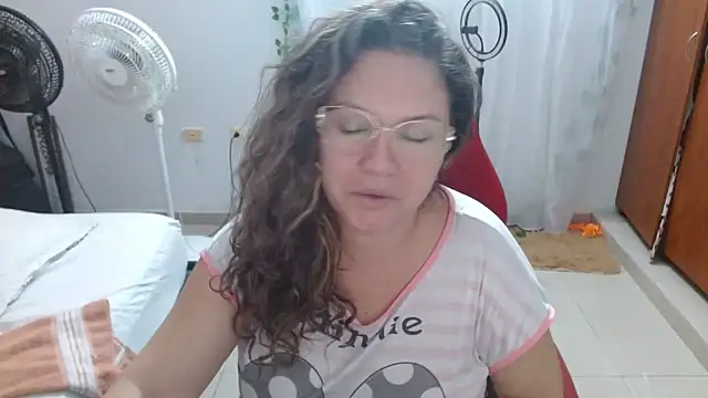 helenca43 online show from 02.01.26