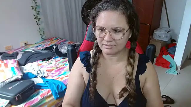 helenca43 online show from 02.23.26