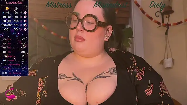 Snapshot of MissBika chatting on 01.21.25 MissBika online show from 01.21.25