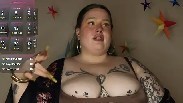 Snapshot of MissBika chatting on 02.06.26 MissBika online show from 02.06.26