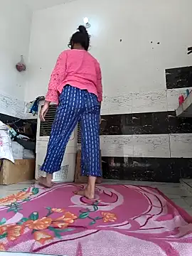 Snapshot of riya190 chatting on 11.13.25 riya190 online show from 11.13.25