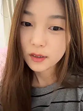 Sweet-Angel999 online show from 11.12.25