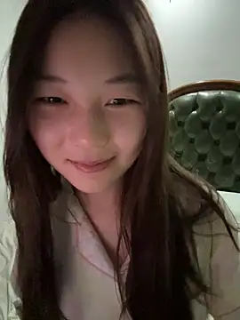 Sweet-Angel999 online show from 05.26.26