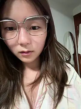 Snapshot of Sweet-Angel999 chatting on 06.27.26 Sweet-Angel999 online show from 06.27.26