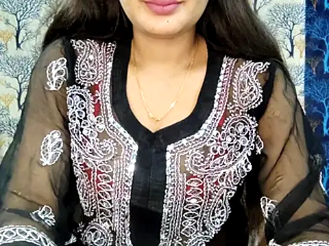 Snapshot of Aarvi_Arora chatting on 12.03.25 Aarvi Arora online show from 12.03.25