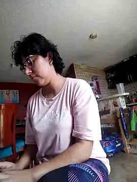 Snapshot of Im_Alma_ chatting on 12.02.24 Im Alma online show from 12.02.24