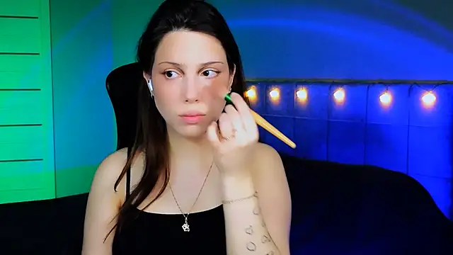 Stacy Gonzales  online show from 12.03.24