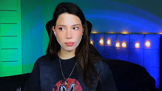 Stacy Gonzales  online show from 12.13.24