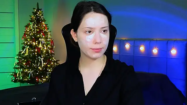 Stacy Gonzales  online show from 12.21.24