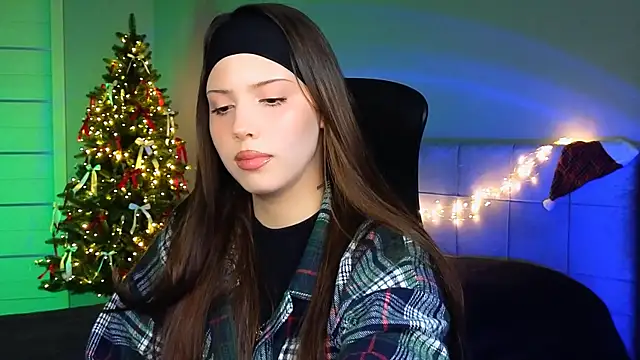 Stacy Gonzales  online show from 01.22.25