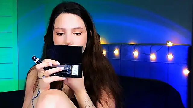 Stacy Gonzales  online show from 02.12.25