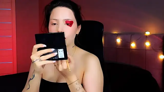 Stacy Gonzales  online show from 02.14.25