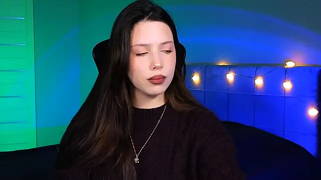 Stacy Gonzales  online show from 02.19.25