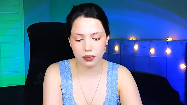 Stacy Gonzales  online show from 03.01.25