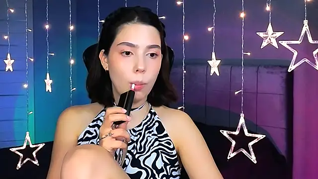 Stacy Gonzales  online show from 10.11.25