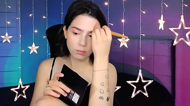 Stacy Gonzales  online show from 10.14.25