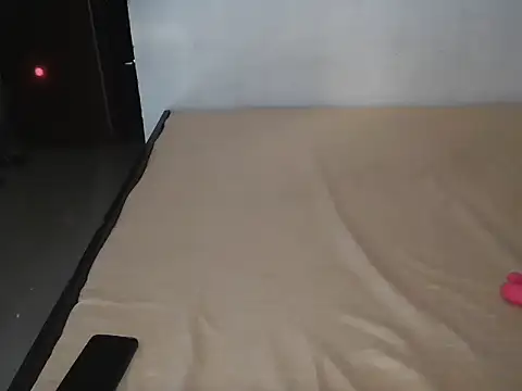 WildRuhi20 online show from 09.09.25