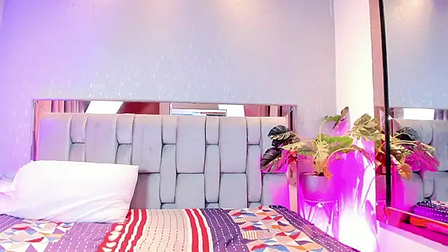 Snapshot of RoseTaylor__ chatting on 03.06.26 RoseTaylor online show from 03.06.26