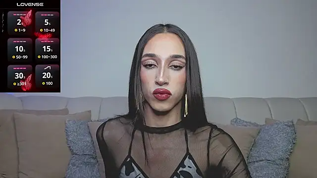 Snapshot of Goddivaa chatting on 10.19.25 Goddivaa online show from 10.19.25