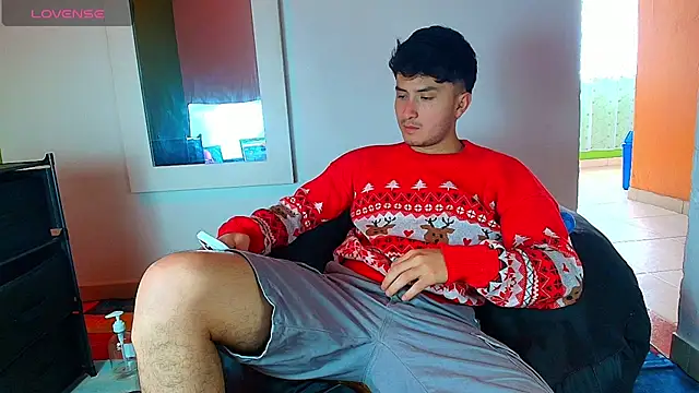 santyago taylor online show from 12.04.25