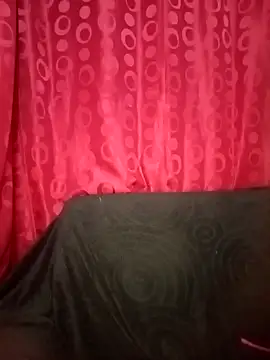 ifeelverywet andhot online show from 01.18.25