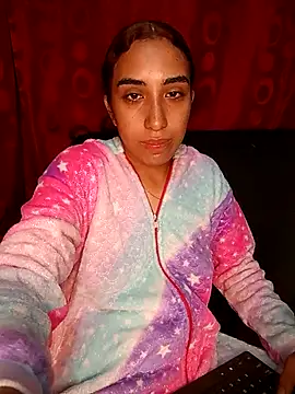 ifeelverywet andhot online show from 03.04.25