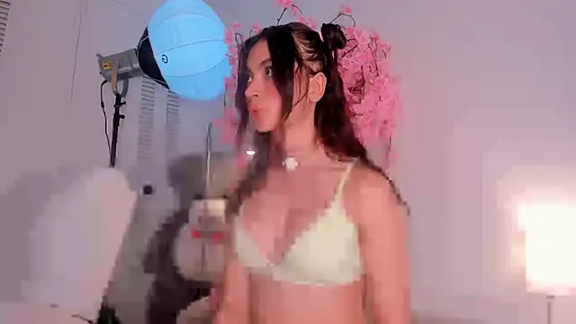 kitty miaa online show from 07.15.26