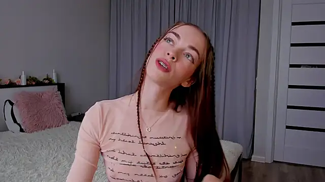 Undertheskin online show from 04.01.26