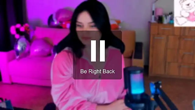 Snapshot of Lora_Cain chatting on 02.22.25 Lora Cain online show from 02.22.25