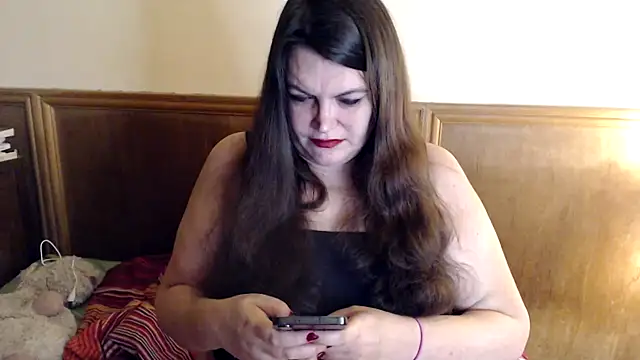 evabella  online show from 03.15.25