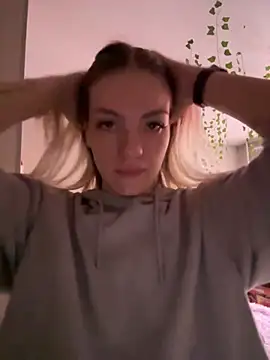 -Sexy Barbie- online show from 03.02.25