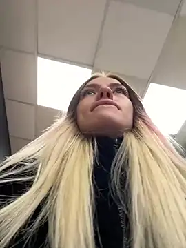 -Sexy Barbie- online show from 03.23.25