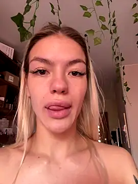 -Sexy Barbie- online show from 10.07.25