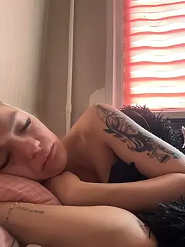 -Sexy Barbie- online show from 11.16.25