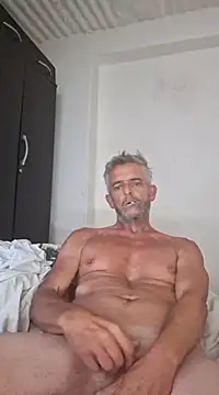 Snapshot of NICJOHNS chatting on 01.11.25 NICJOHNS online show from 01.11.25