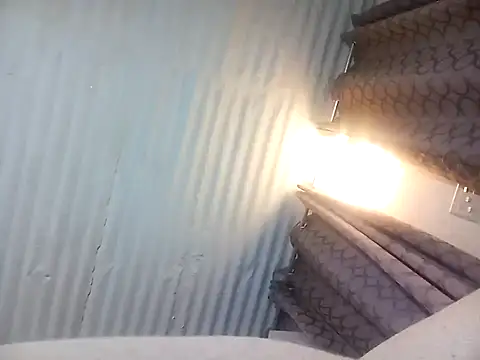 Snapshot of NICJOHNS chatting on 02.26.25 NICJOHNS online show from 02.26.25