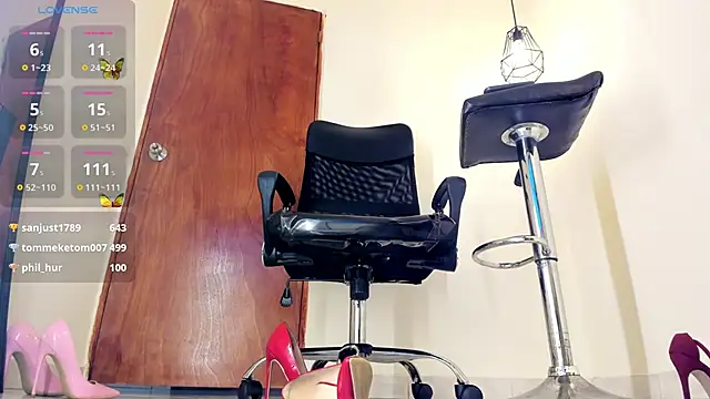 aitana-purple online show from 02.10.25